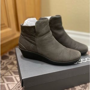 Ecco Skyler Boots